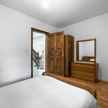 Classico, Nilie Hospitality Mgmt Apartman Foustani