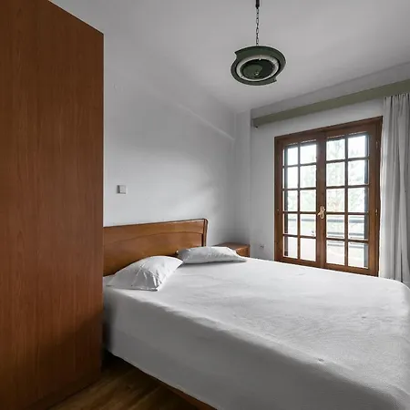 Classico, Nilie Hospitality Mgmt